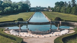 Blick in die entgegengesetzte Richtung vom Gartenausgang der Villa Pisani