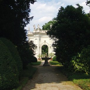 Blumenfreunde kommen in der Villa Pisani auf ihre Kosten, besonders im Sommer natürlich. Im Garten der Villa Pisani