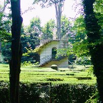 Labyrinth im Garten der Villa Pisani mit Aussichtsturm