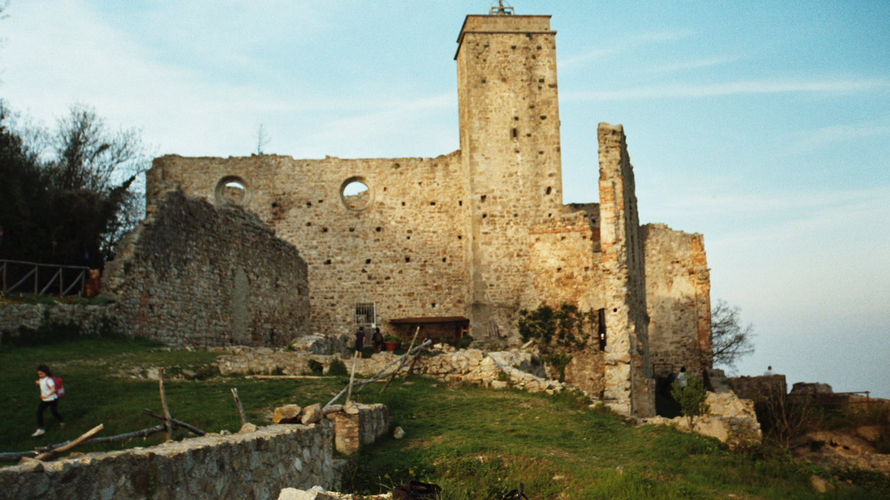 Ruine des Olevitanerklosters in den Colli Euganei