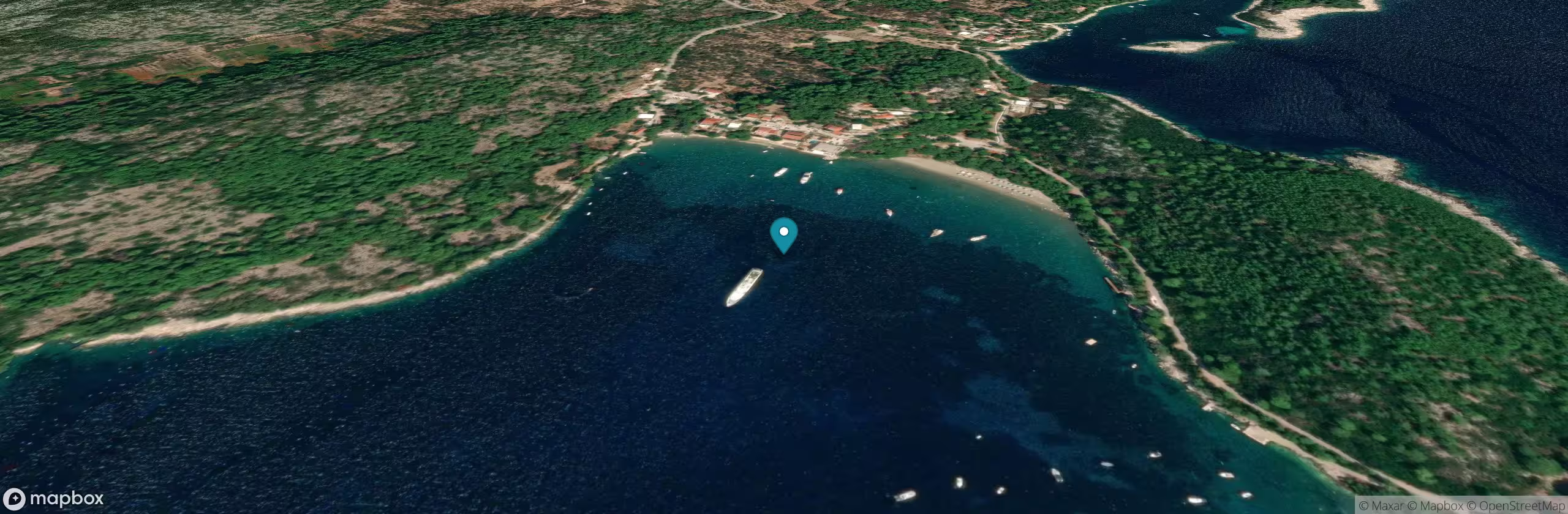 Saplunara Bay