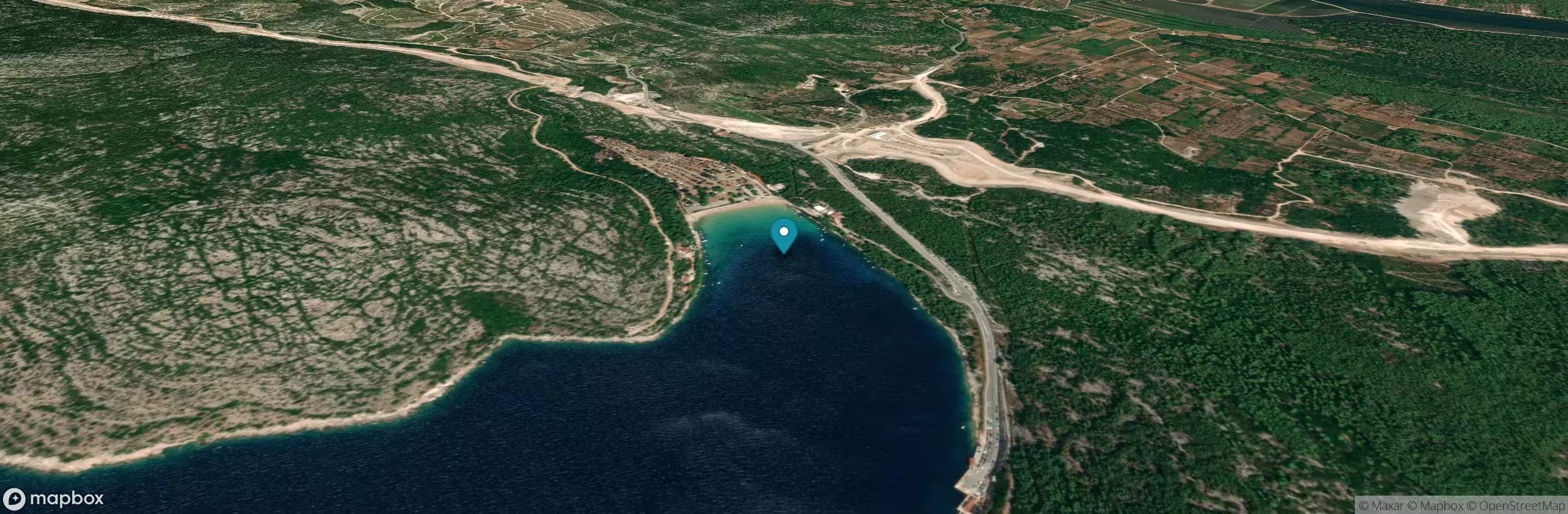 Prapratno Bay