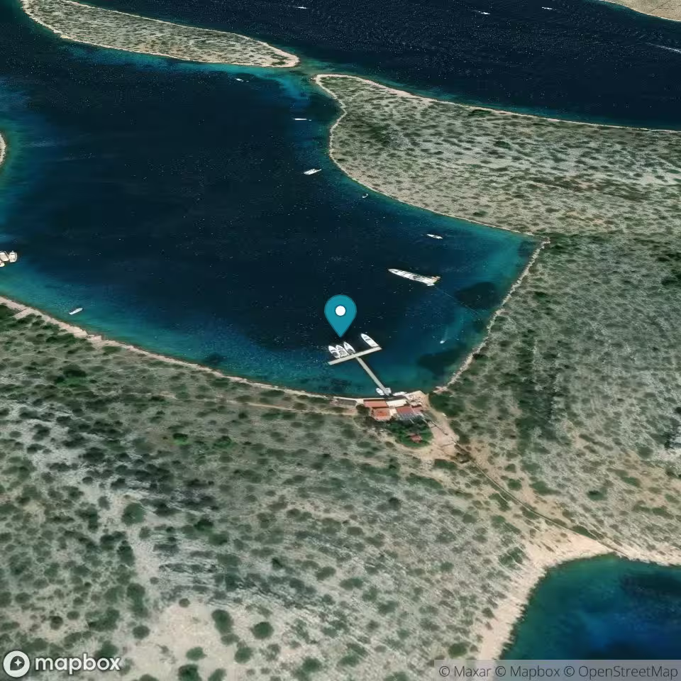 Levrnaka Bay