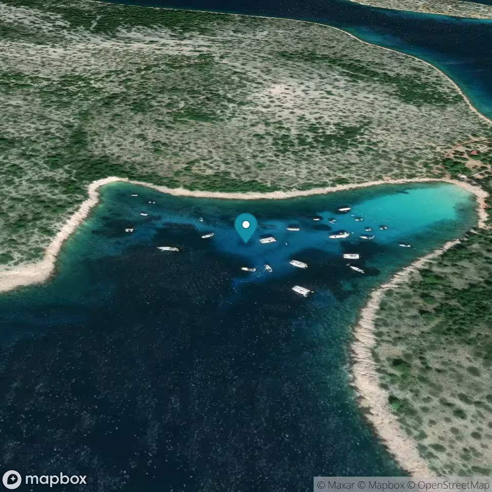 Lojena Bay