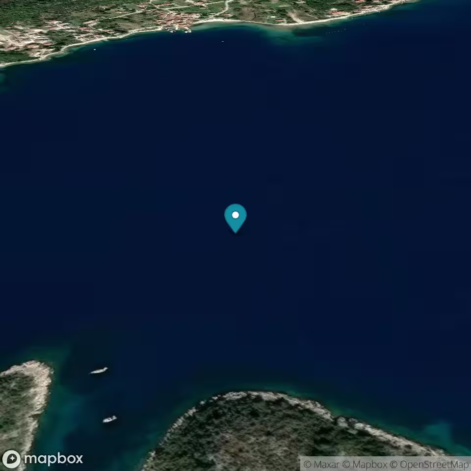 Luka Slano Bay