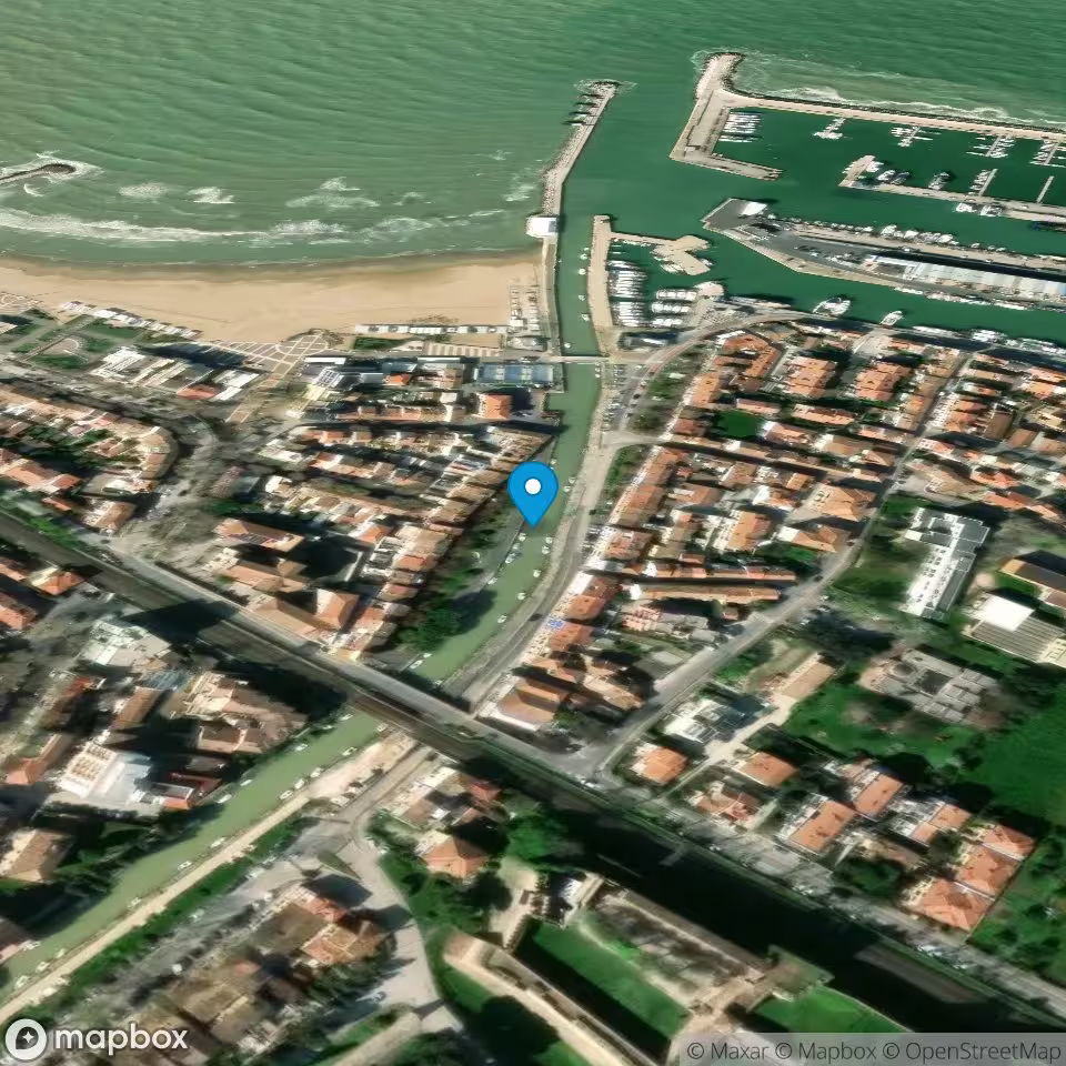 Fano, Canale Albani, Marina